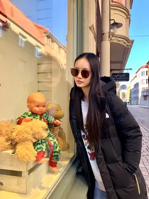 孙伊涵春日温婉街拍图片_3