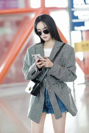何泓姗性感时尚机场写真图片_7