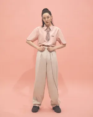 迪丽热巴酷美时尚写真图片_5