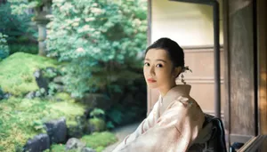 龙政璇和服装扮甜美写真图片_5