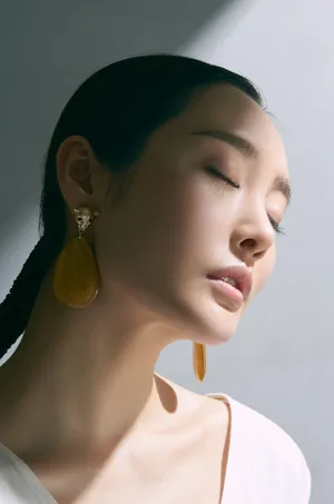 李纯成熟魅力写真图片_7