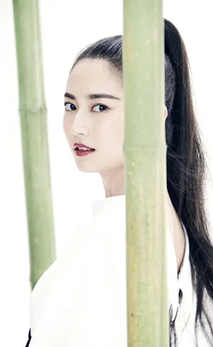 陈钰琪清新淡雅古风写真图片_7