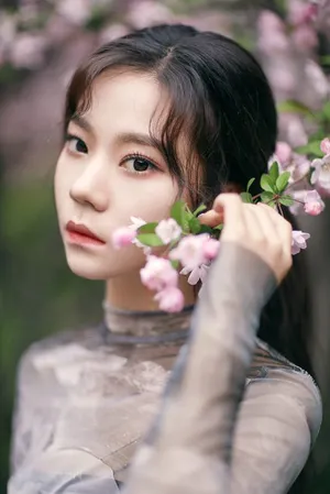 紫宁AW19上海时装周迷人写真图片_8