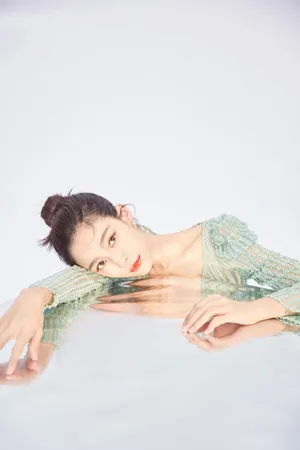 王媛可性感优雅写真图片_4