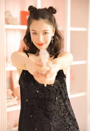 菊麟魅力养眼写真图片_4