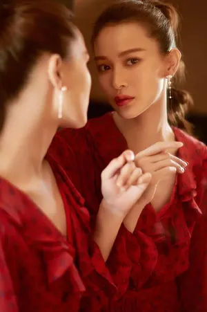 海铃性感俏丽写真图片_4