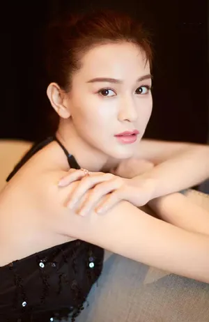 海铃性感俏丽写真图片_7