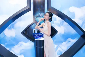 奚梦瑶性感动人代言写真图片