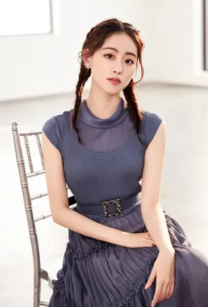 祝绪丹优雅柔美时尚写真图片_3