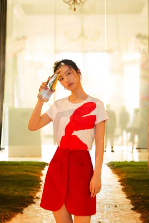 周雨彤清新甜美活动照图片_6