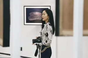 江一燕知性优雅摄影展图片_6