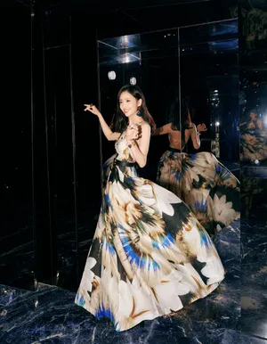 佟丽娅妩媚性感写真图片_4