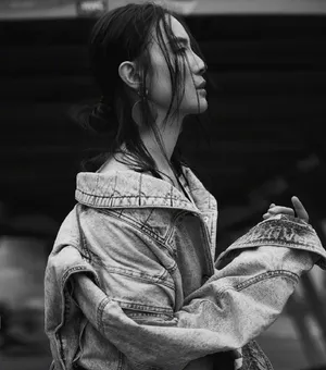 宋佳性感黑白写真图片_5