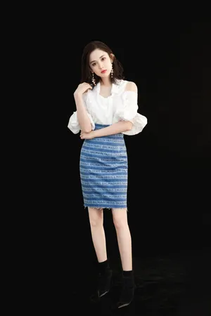 古力娜扎清新甜美写真图片_2
