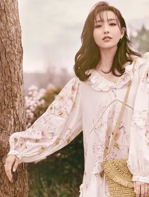 佟丽娅清新甜美写真图片_2