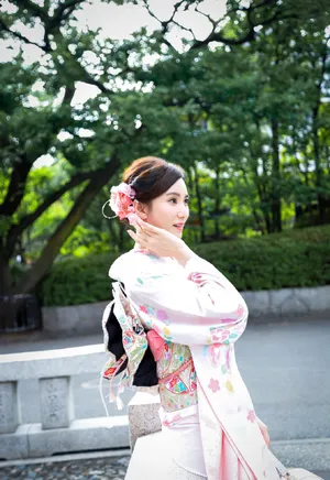 唐熙日式和服性感甜美写真_5
