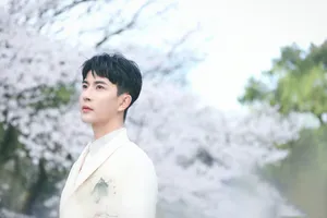 于朦胧儒雅帅气西湖写真图片_5