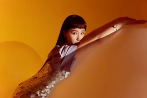 虞书欣性感优雅写真图片_8