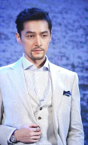 胡歌优雅绅士帅气写真图片_6