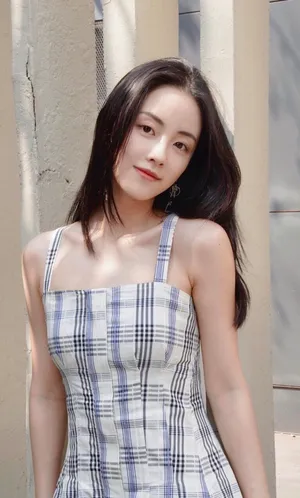 章乐韵性感妩媚迷人写真图片_5