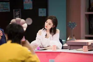 古力娜扎《喜欢你我也是》性感剧照图片_7