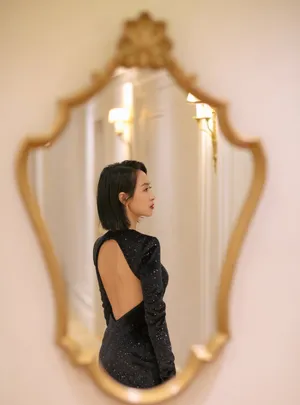 宋茜黑色丝绒礼服性感写真_1