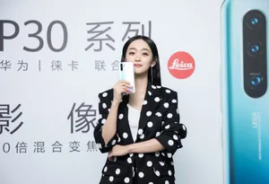 何泓姗性感优雅写真图片_6