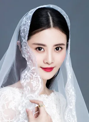 隋雨蒙成熟性感美妆写真大片_4