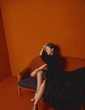 包文婧性感时尚大片写真图片_3