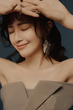 包文婧性感时尚大片写真图片_8