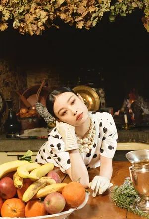 倪妮冷艳迷人时尚杂志写真大片_9