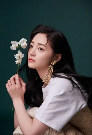 周洁琼清新柔美时尚写真图片_2