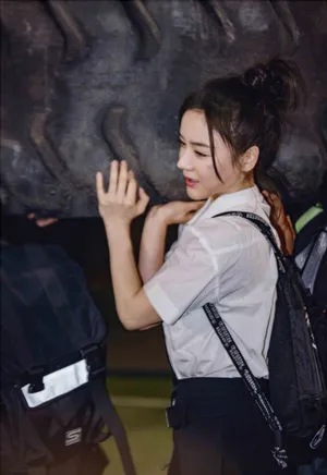 袁姗姗斯巴达勇士赛甜美图片_2