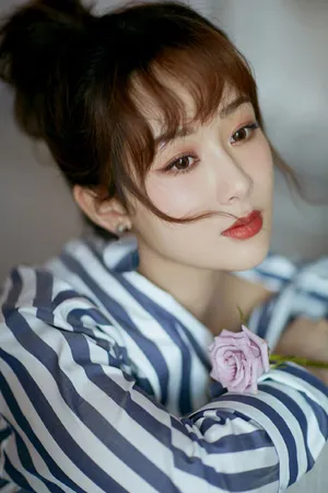 杨紫甜美性感写真图片_8
