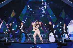 迪丽热巴清新秀丽写真图片_5
