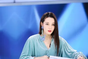迪丽热巴《创造营2019》甜美剧照图片_5