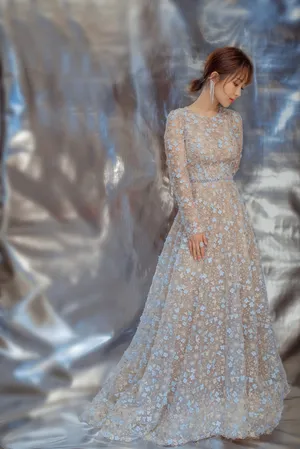 杨紫甜美秀丽光影写真图片_3