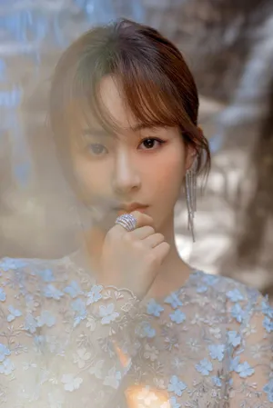 杨紫性感甜美写真图片