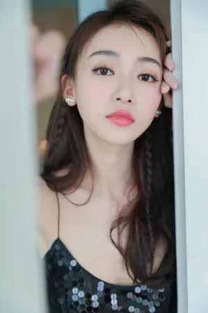 吴谨言新加坡红星大奖写真图片_11
