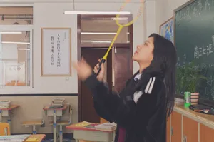 庄达菲教室制服写真_3