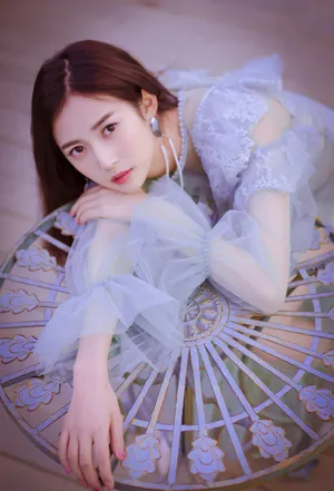 陈钰琪甜美粉嫩写真图片