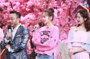 颖儿《天天向上》甜美剧照图片_2
