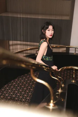 黄璐香港电影金像奖性感图片_3