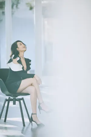 朱丹百变风格性感写真图片_2