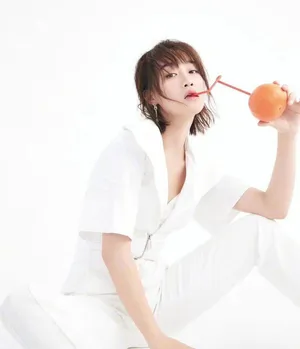 蓝盈莹小清新养眼写真图片_3