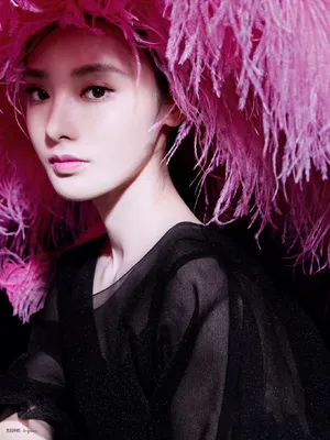 彭小苒性感时尚大片写真图片_3