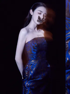 彭小苒性感时尚大片写真图片_5