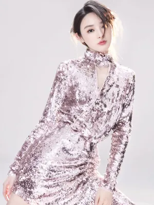 彭小苒性感时尚大片写真图片_6