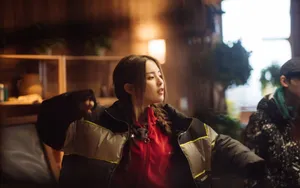 《哈哈农夫》杨超越采蜂蜜剧照图片_1