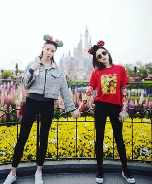 古力娜扎迪士尼唯美旅拍照图片_2